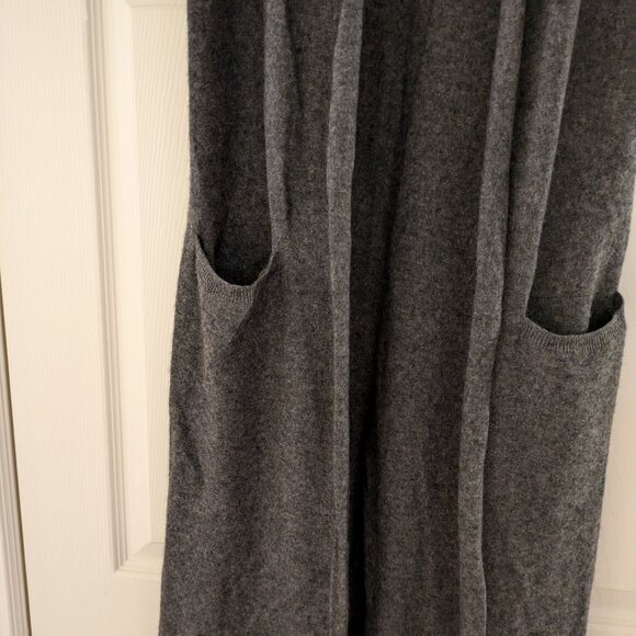 Cashmere Long Vest - Picture 3 of 5